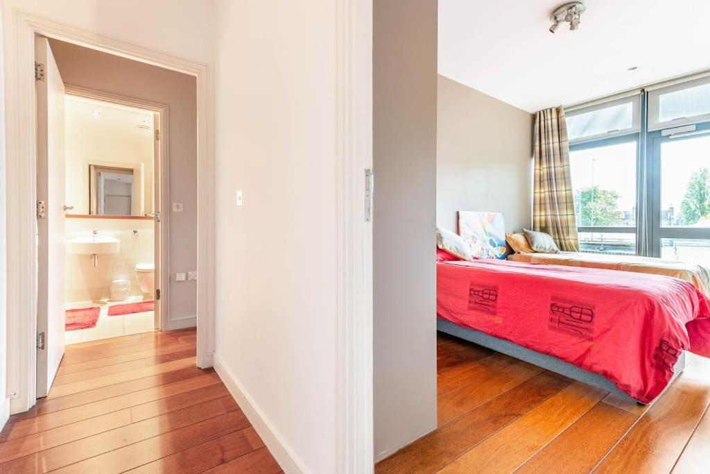 Apartament Luxurious Flat Sunny, Quiet, Design, Lift, Balcony Londyn Zewnętrze zdjęcie