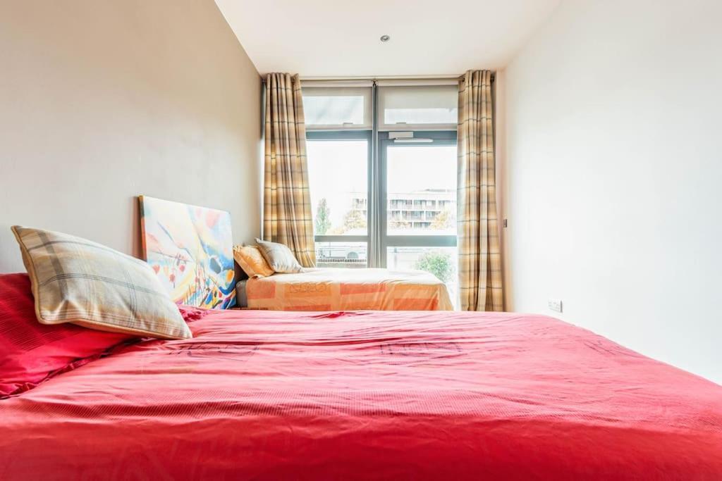Apartament Luxurious Flat Sunny, Quiet, Design, Lift, Balcony Londyn Zewnętrze zdjęcie